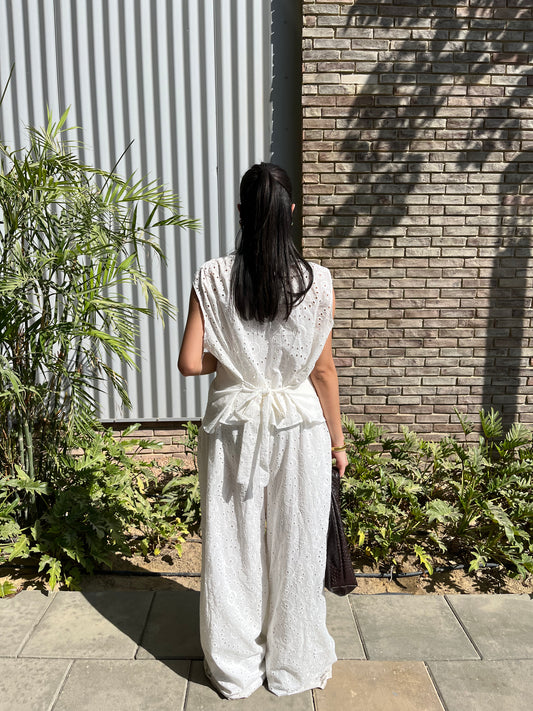 The Embroidered Breeze Set